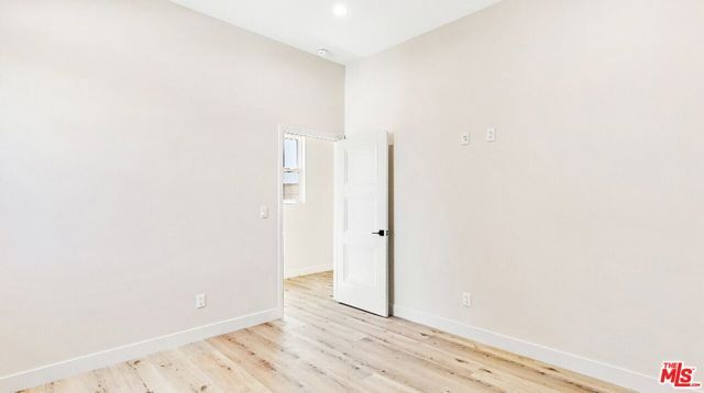 16698 Moorpark Street, Los Angeles, CA 91436