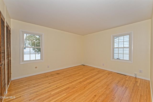 26 Mildred Lane, Colonie, NY 12110