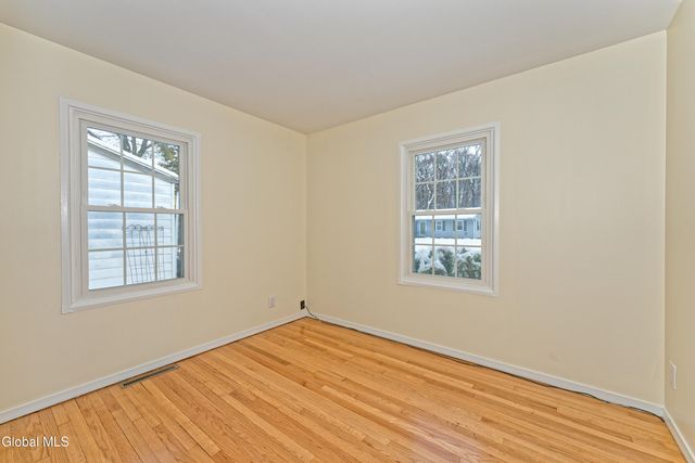 26 Mildred Lane, Colonie, NY 12110