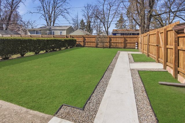 6936 Arkansas Avenue, Hammond, IN 46323