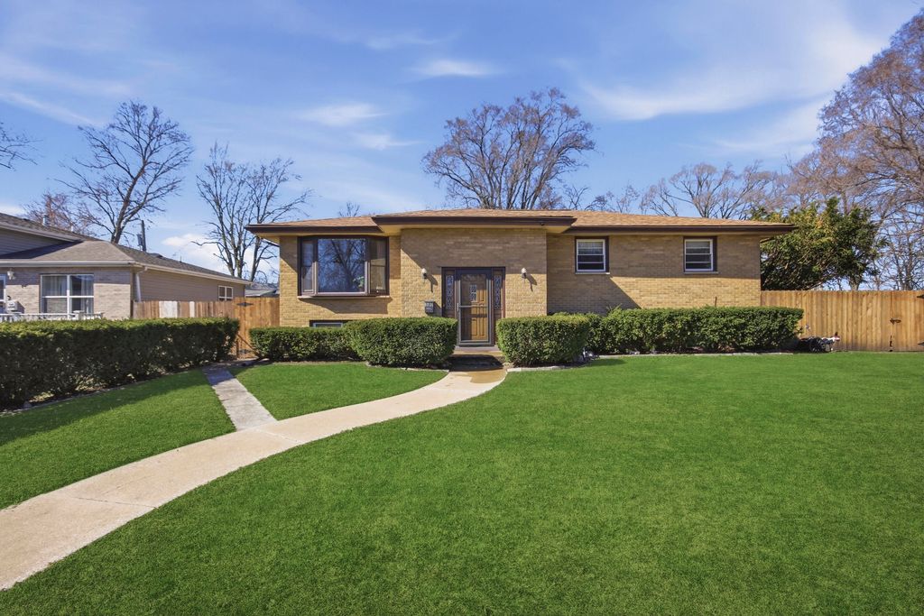 6936 Arkansas Avenue, Hammond, IN 46323