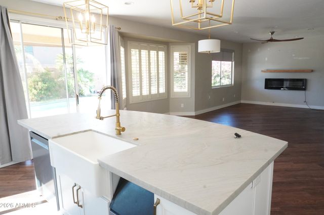 15410 S 17TH Lane, Phoenix, AZ 85045