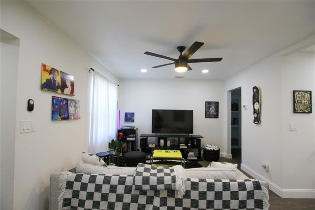 1509 E MCBERRY STREET, Tampa, FL 33610