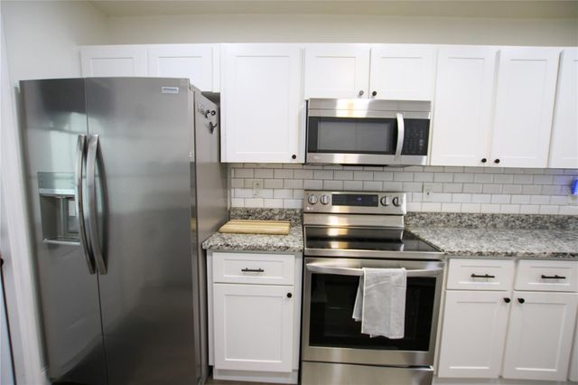 1509 E MCBERRY STREET, Tampa, FL 33610