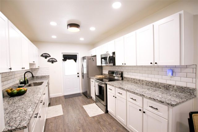 1509 E MCBERRY STREET, Tampa, FL 33610