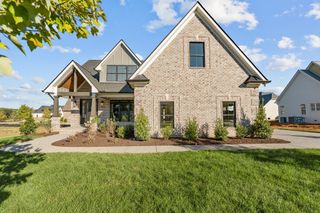 1003 Stone Creek Ln #221, Lebanon, TN 37087