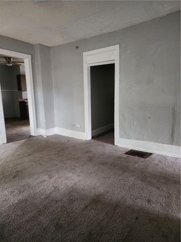 2 Hollister Street, Rochester, NY 14605