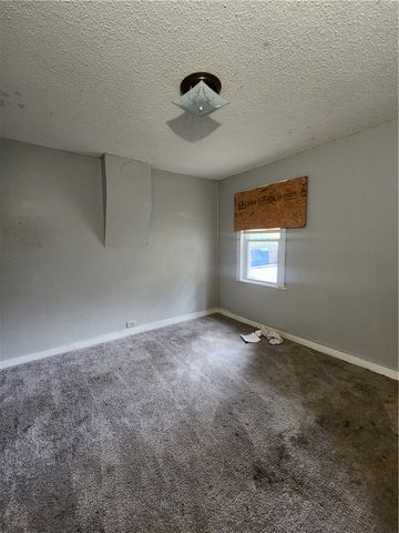 2 Hollister Street, Rochester, NY 14605