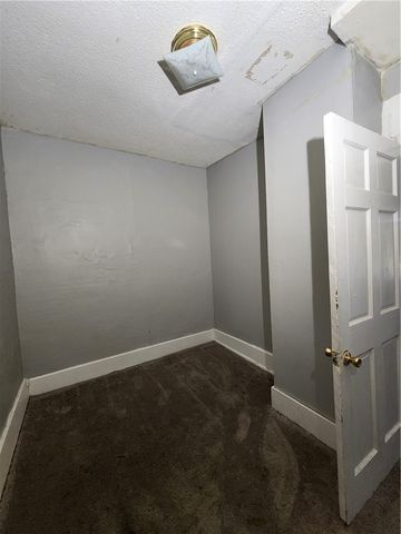 2 Hollister Street, Rochester, NY 14605