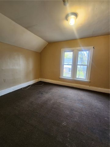 2 Hollister Street, Rochester, NY 14605