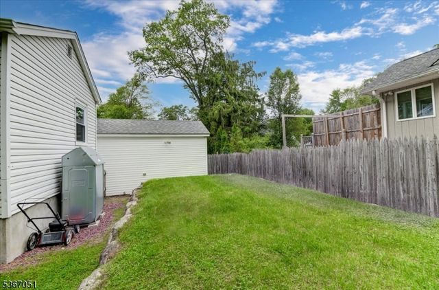 4 Rumson Ct, West Milford Twp., NJ 07421