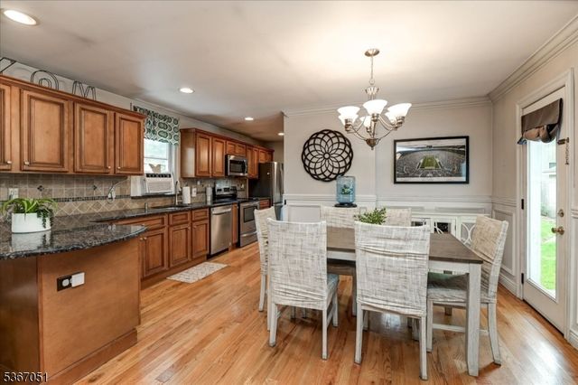 4 Rumson Ct, West Milford Twp., NJ 07421