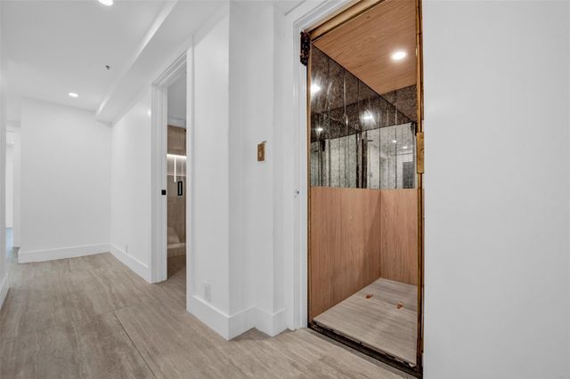 520 E Brickell Key Drive BH25, Miami, FL 33131
