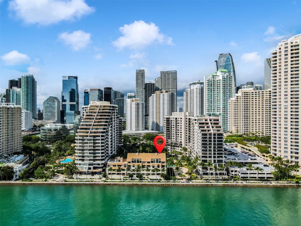 520 E Brickell Key Drive BH25, Miami, FL 33131