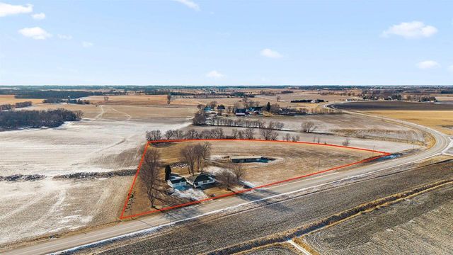 N10417 State Road 26, Burnett, WI 53922