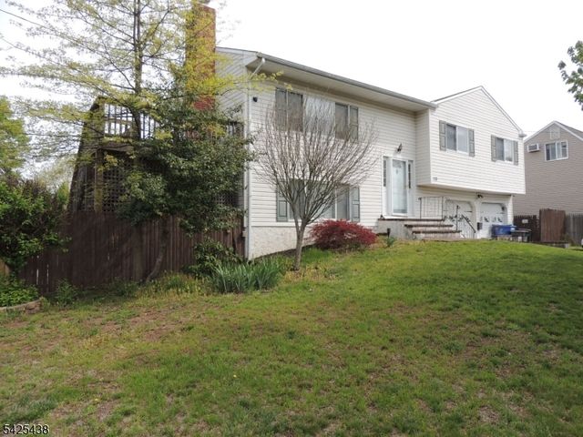118 Benart Pl, Middlesex Boro, NJ 08846