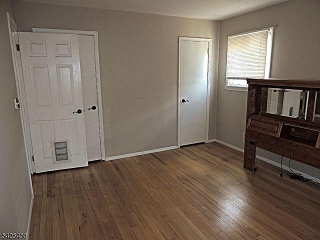 118 Benart Pl, Middlesex Boro, NJ 08846