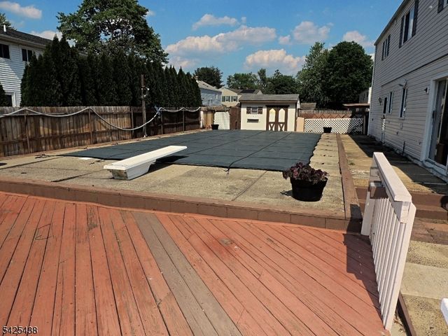 118 Benart Pl, Middlesex Boro, NJ 08846