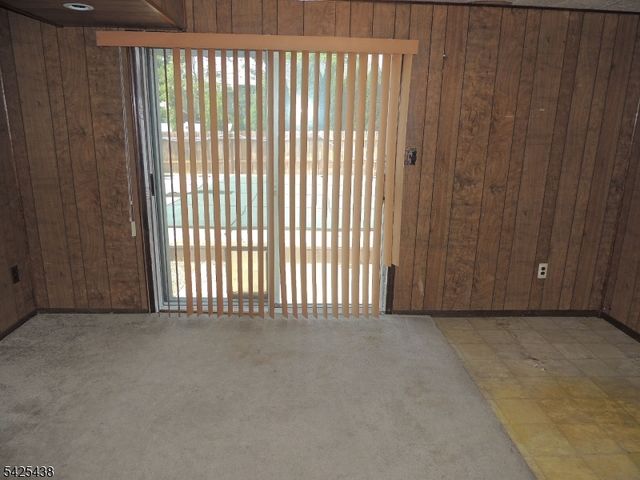 118 Benart Pl, Middlesex Boro, NJ 08846