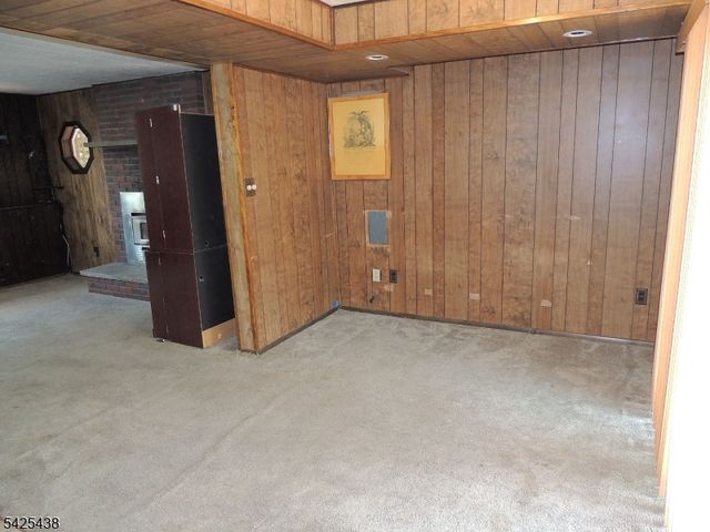 118 Benart Pl, Middlesex Boro, NJ 08846