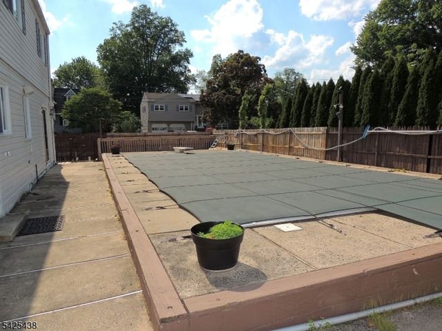 118 Benart Pl, Middlesex Boro, NJ 08846