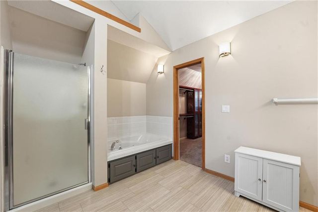 1200 Tyler Lane, Greenwood, MO 64034