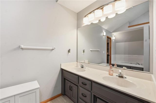 1200 Tyler Lane, Greenwood, MO 64034
