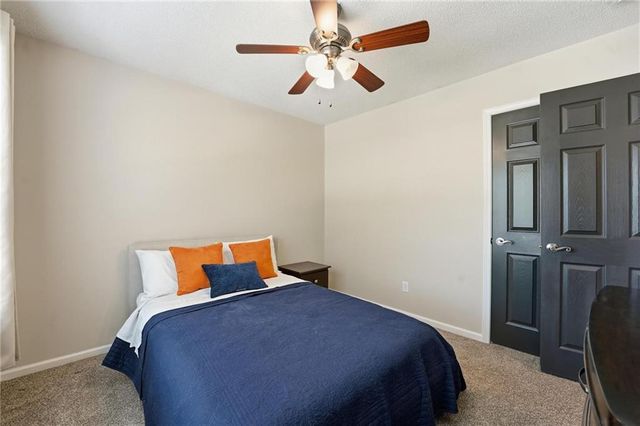 1200 Tyler Lane, Greenwood, MO 64034