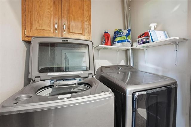 1200 Tyler Lane, Greenwood, MO 64034