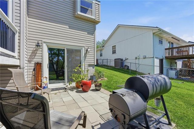 1200 Tyler Lane, Greenwood, MO 64034