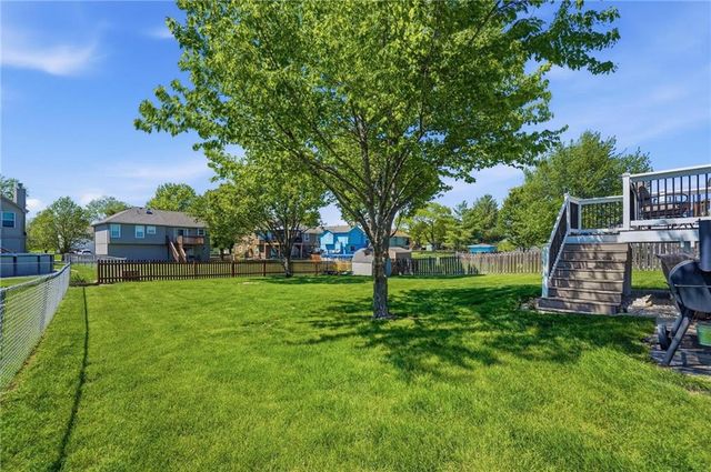 1200 Tyler Lane, Greenwood, MO 64034