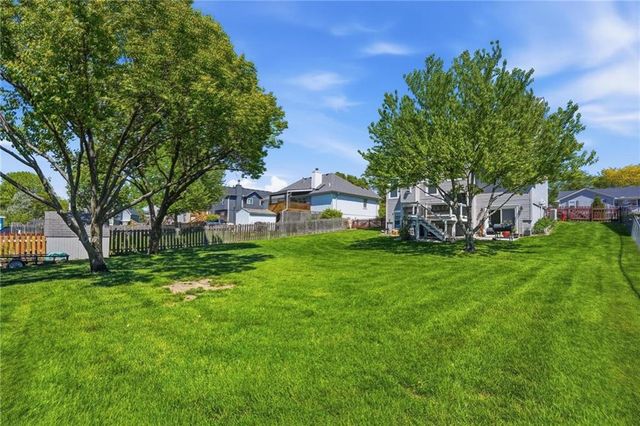 1200 Tyler Lane, Greenwood, MO 64034