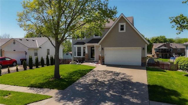 1200 Tyler Lane, Greenwood, MO 64034