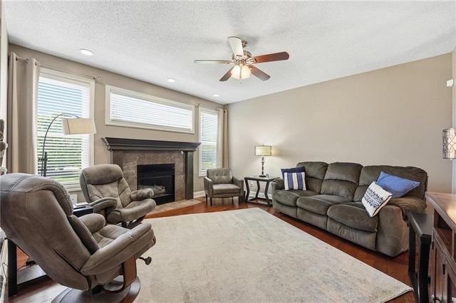 1200 Tyler Lane, Greenwood, MO 64034