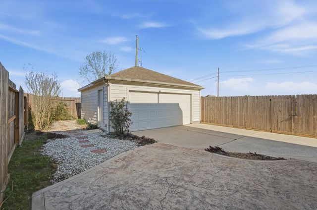29702 Sullivan Oaks Drive, Spring, TX 77386
