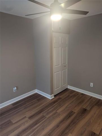 957 Hemingway Road, Stone Mountain, GA 30088