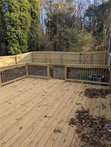 957 Hemingway Road, Stone Mountain, GA 30088