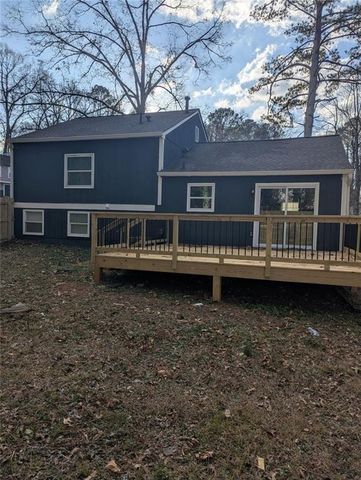 957 Hemingway Road, Stone Mountain, GA 30088