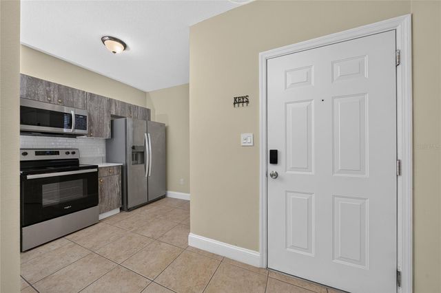 515 VILLA DEL SOL CIRCLE 205, Orlando, FL 32824