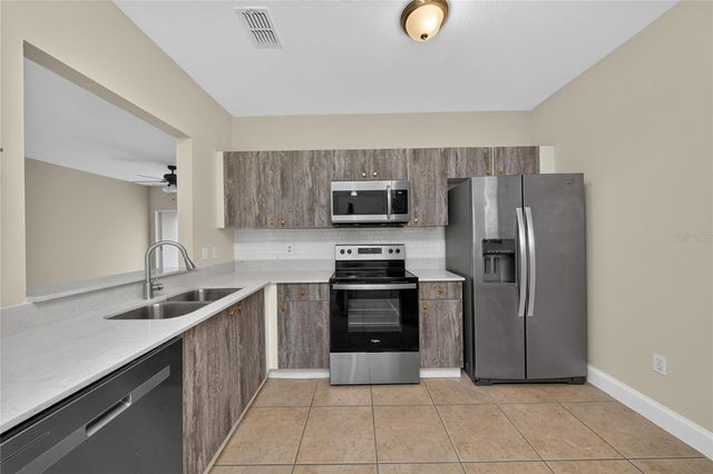 515 VILLA DEL SOL CIRCLE 205, Orlando, FL 32824