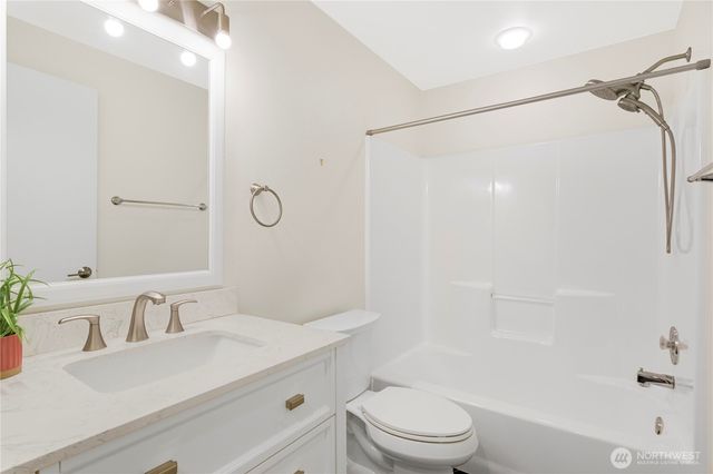 2415 NW Norwood Place, Camas, WA 98607