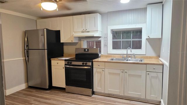 8003 HILLMAN AVENUE, Punta Gorda, FL 33982