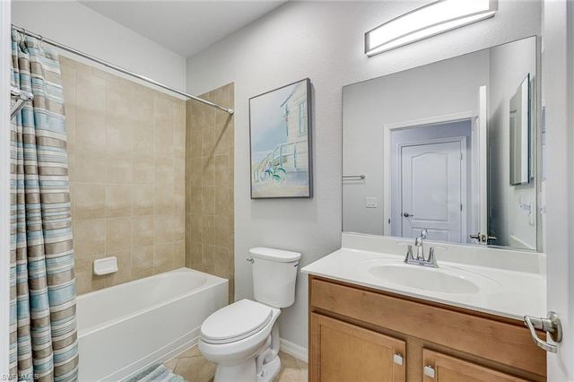 3742 Treasure Cove CIR, Naples, FL 34114