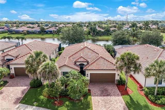 3742 Treasure Cove CIR, Naples, FL 34114