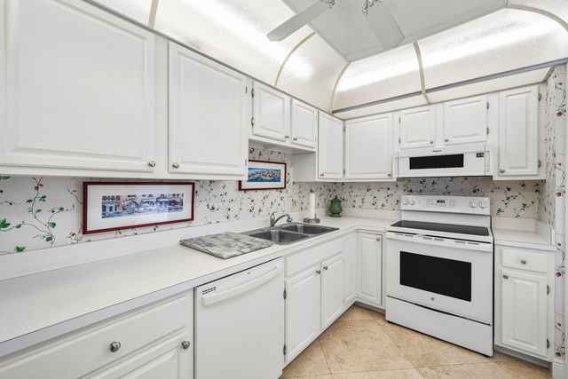 4233 A Quail Ridge Drive N Sandpiper, Boynton Beach, FL 33436