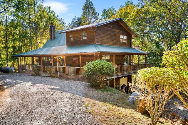 230 Pinners Point, Hayesville, NC 28904