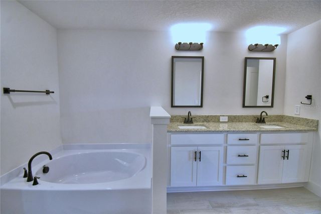 4616 CALAMINT LANE, Auburndale, FL 33823