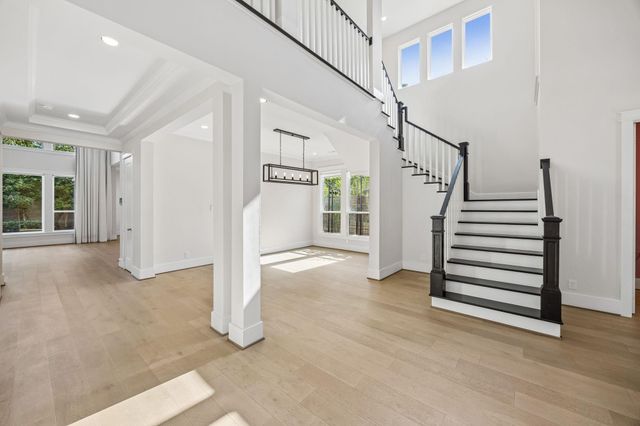 8558 Ridgepoint Drive, Houston, TX 77055