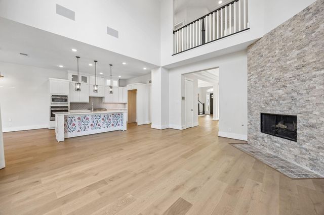 8558 Ridgepoint Drive, Houston, TX 77055