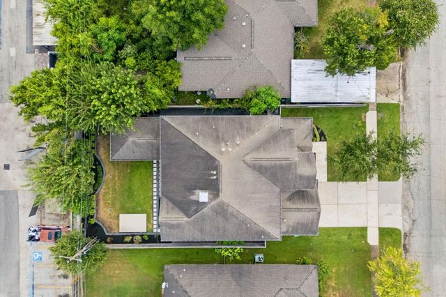 8558 Ridgepoint Drive, Houston, TX 77055